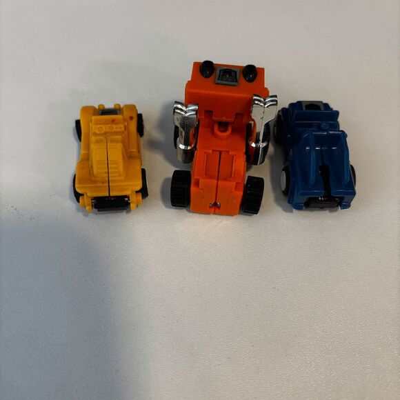 Huffer G1 Dunnuggy Yellow Transformer Minispy Mini Spy Jeep All Takara Tagged - Picture 5 of 5